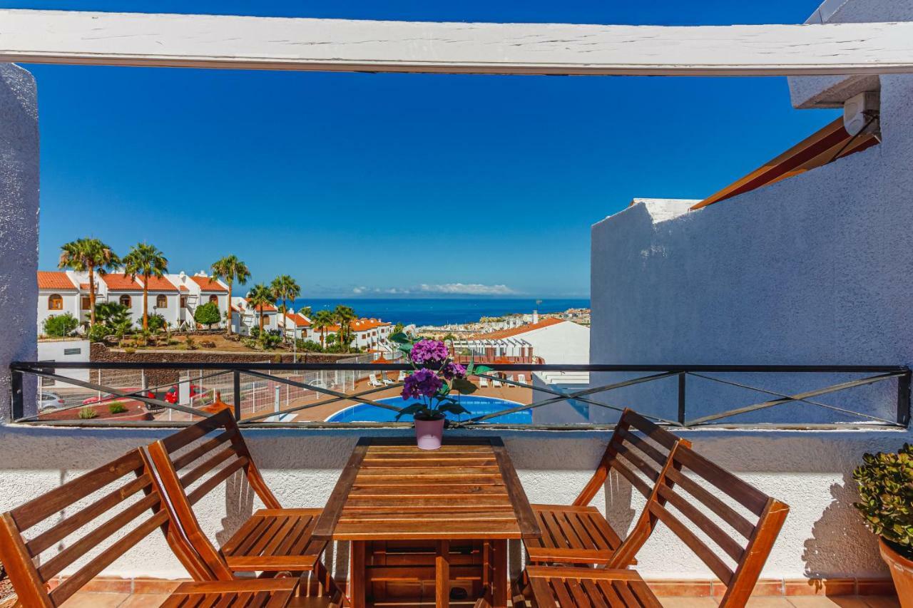 Apartment With Ocean View In Costa Adeje Exterior photo